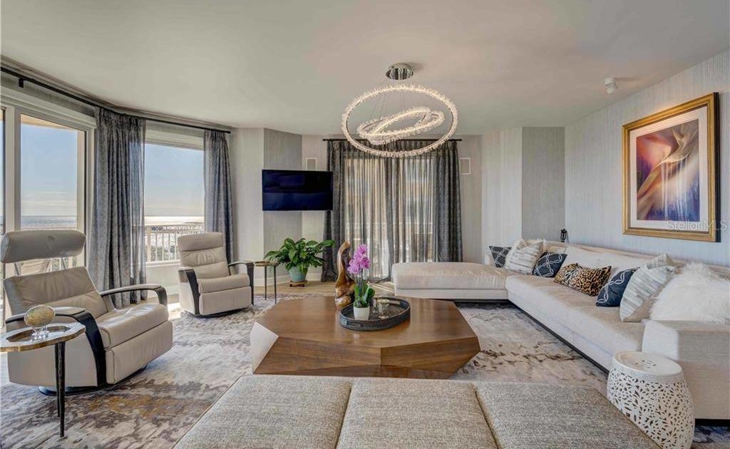 Stunning one-of-a-kind condo in St. Petersburg’s prestigious Vinoy Place